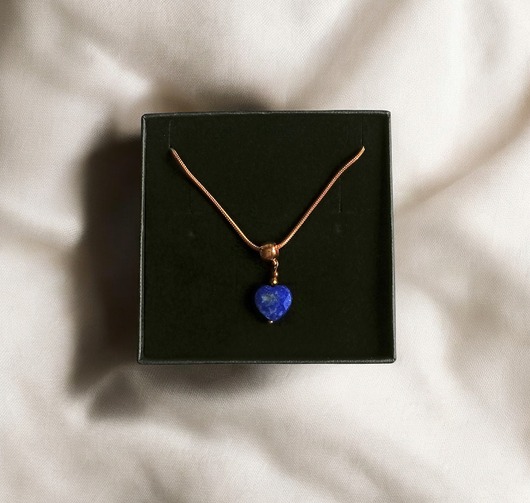 chokery Uroczy naszyjnik: serduszko LAPIS LAZULI : wyjątkowy prezent