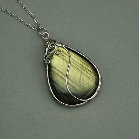 wisiory Duży wisior złoty labradoryt wire wrapping