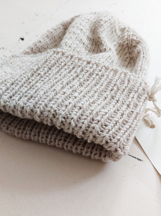 czapki damskie Na drutach "M_01"100% baby merino