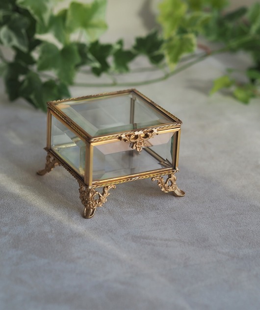 dodatki ślubne Szklana szkatułka retro ZŁOTA mała DELUX