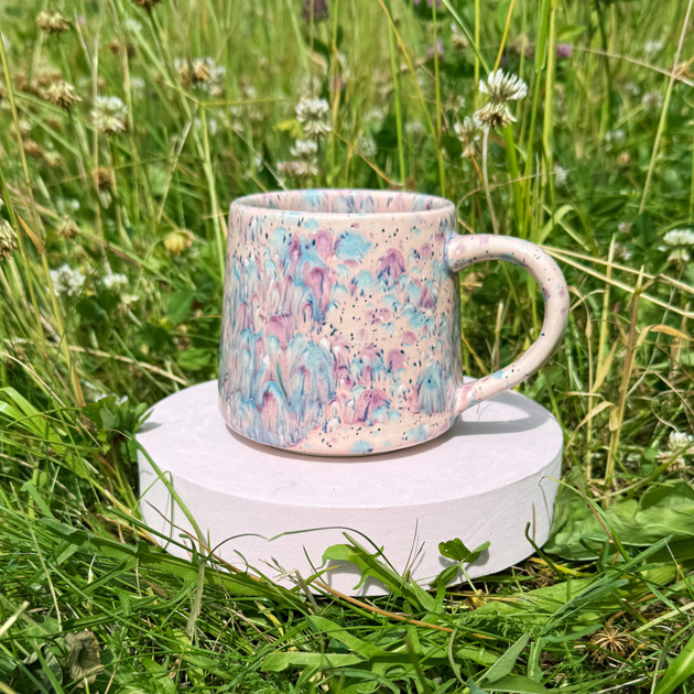 kubki Duży kubek w kolorowe wzory