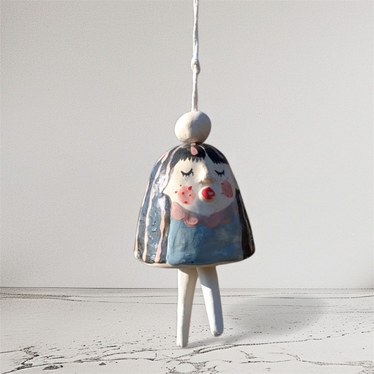 figurki i rzeźby Kołysanka z gliny -dzwonek ceramiczny