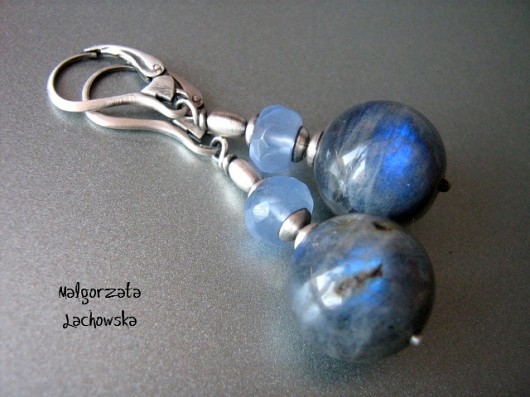 labradoryt z chalcedonem Lahovska