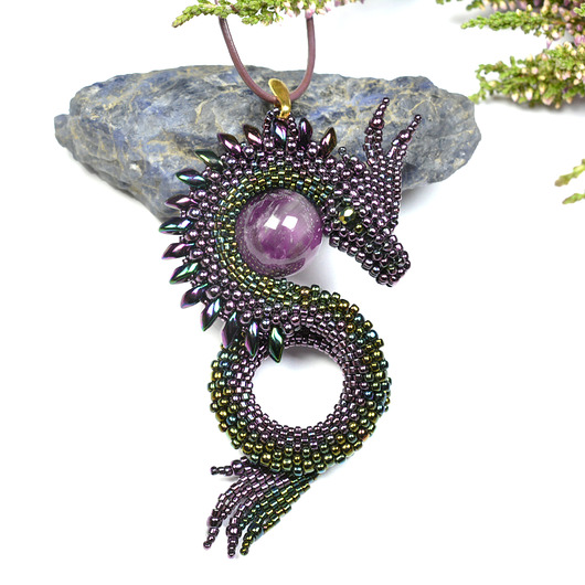 wisiory Fraisair, wisior ze smokiem, beading