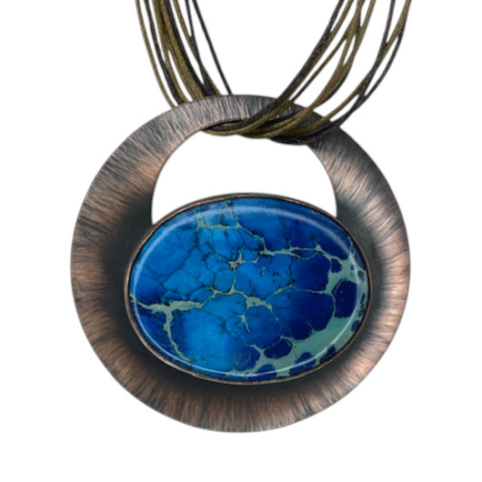 wisiory Naszyjnik z owalnym jaspisem cesarskim