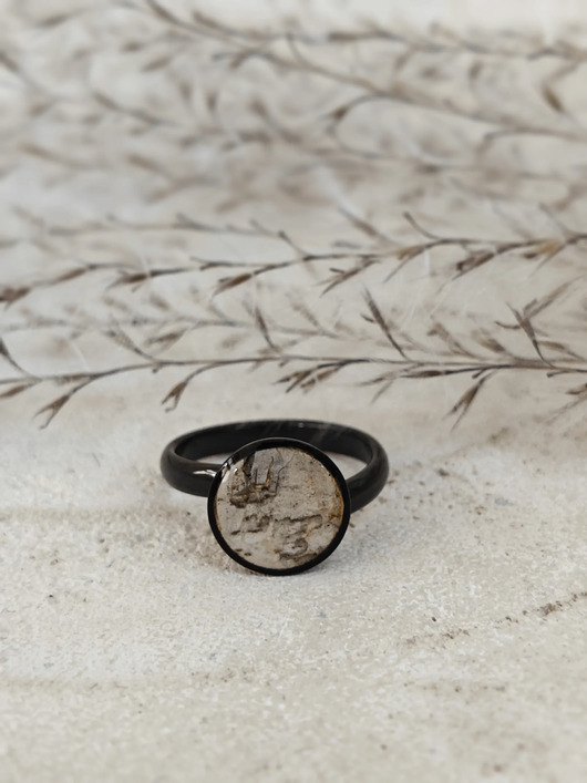 pierścionek z żywicy Pierścionek z kolekcji Brzoza - z prawdziwą korą drzewa