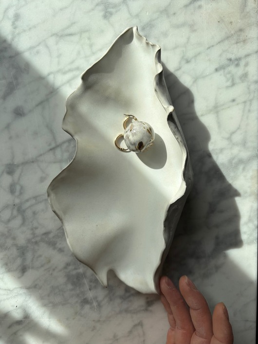 pojemniki na biżuterię Podstawka na Biżuterię Palo Santo Ceramiczna Muszla Satin White