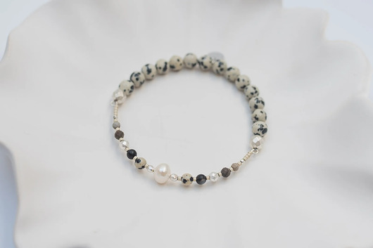 bransoletki z kamieni naturalnych Bransoletka z Perłą i Jaspisem Dalmatyńskim