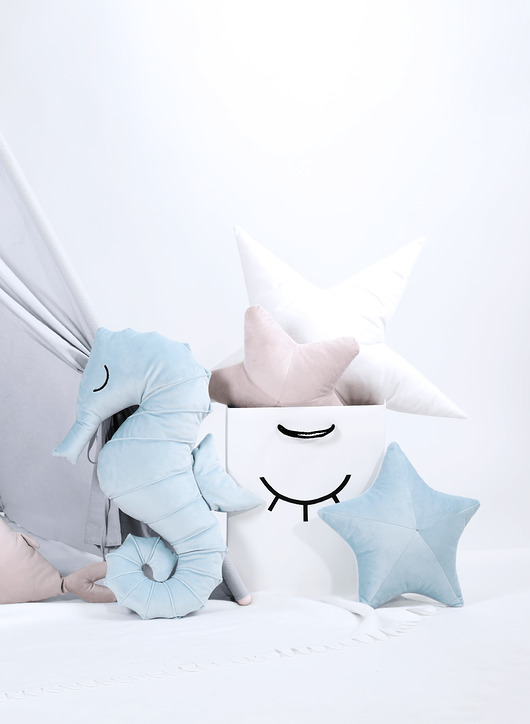 Konik Morski - Niebieski Aksamit HUGG Decor