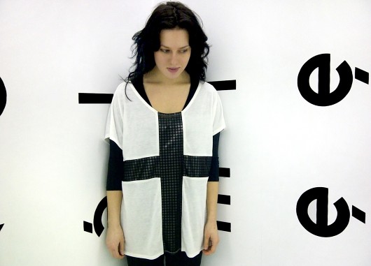 Crossed white&black Lets Funky