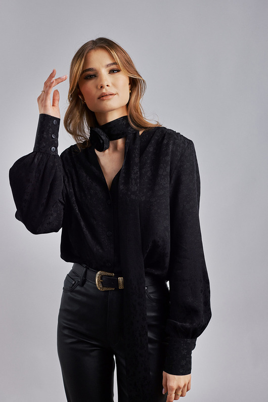 koszule damskie  Koszula Flowers in Black z różą II