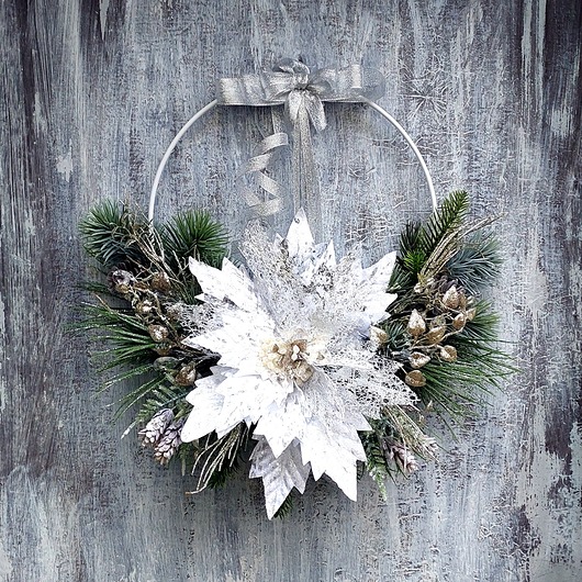 wianki bożonarodzeniowe Świąteczny wianek na obręczy