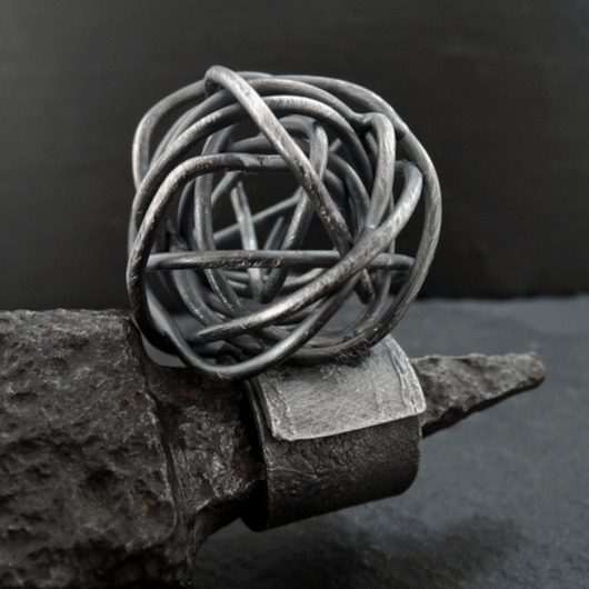 pierścionki srebrne Druciak - wielki pierścień srebrny