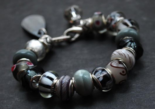 Grey anatomy - bransoletka Buy or Die