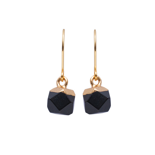kolczyki pozłacane Delikatne kolczyki pozłacane z Black Stone.