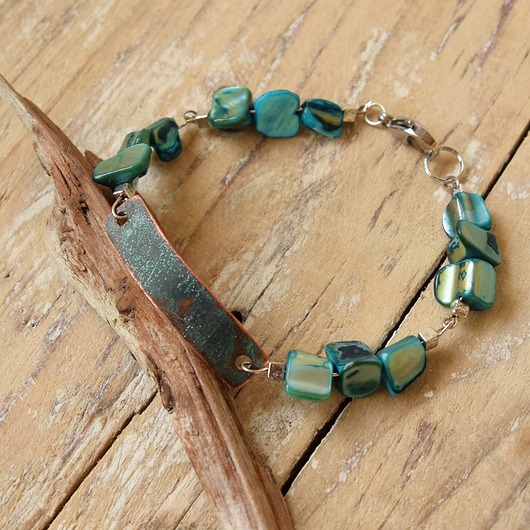 bransoletki - inne Bransoletka z patynowanej miedzi i masy perłowej /1/ biżuteria handmade