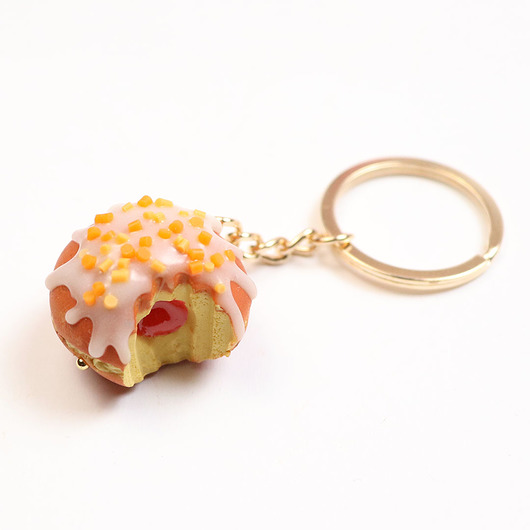 breloki Brelok pączek na tłusty czwartek /złoty kolor/