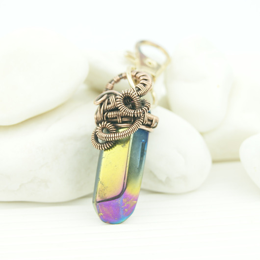 breloki Brelok wire wrapping z kwarcem tytanowym