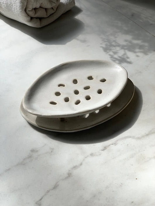 mydelniczki Ceramiczna Mydelniczka Owalna z Odpływem Satin White