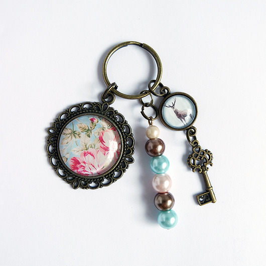 breloki Breloczek - Róże vintage, jeleń