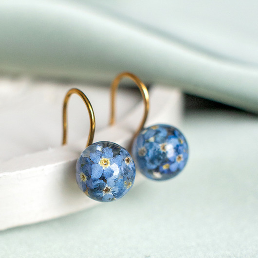 kolczyki z żywicy Kolczyki z niezapominajkami