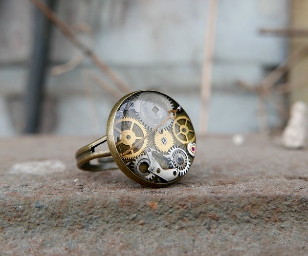 pierścionek z żywicy Mechaniczny pierścionek 0010