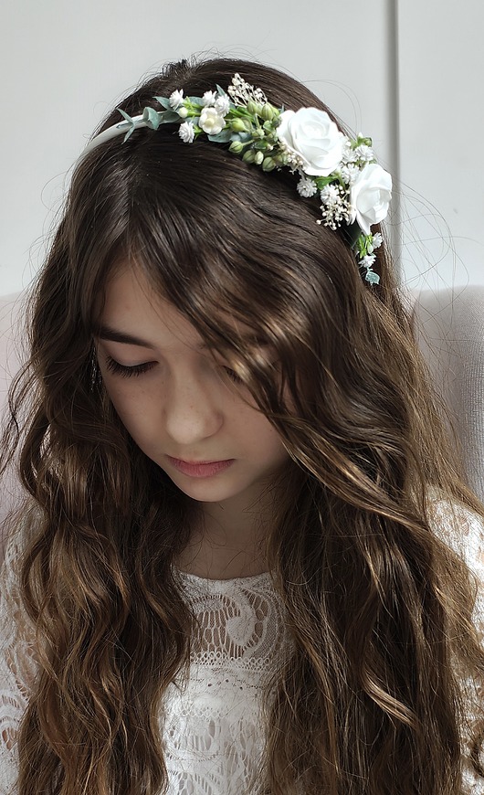 wianki komunijne Opaska z kwiatami na komunię, opaska na biały tydzień z kwiatami