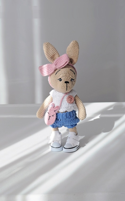 przytulanki dla niemowląt i dzieci Szarak w ubrankach