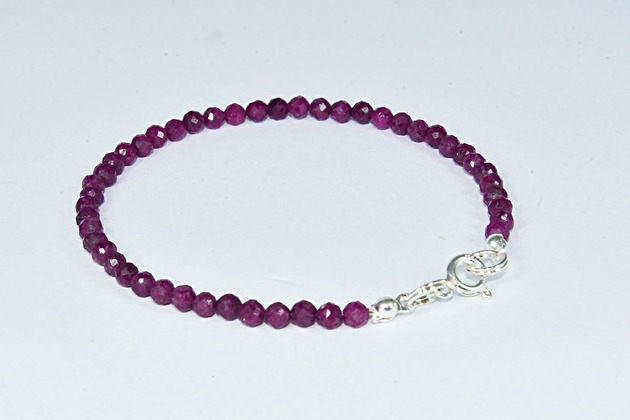 bransoletki z kamieni naturalnych Bransoletka Rubin Kamień szlachetny