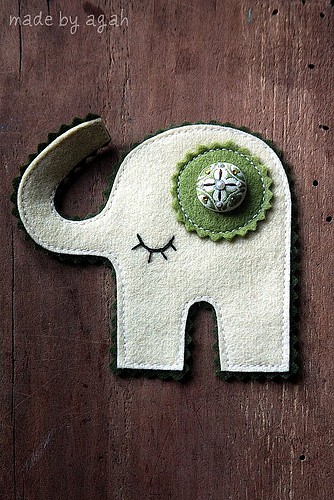 Broszka Dreamy Elephant {Baby Yellow :: Avocado} made by agah