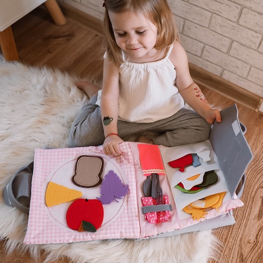 książeczki dla dzieci TimoSimo Książka sensoryczna dla dziewczynki 3+