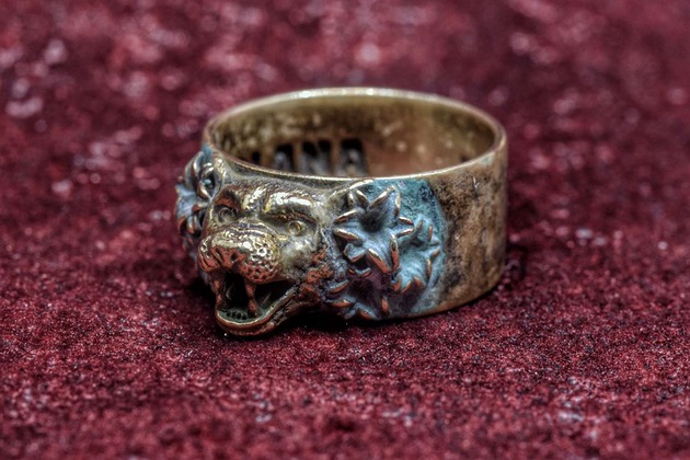 pierścionki - różne Koci pierścień z brązu pokryty zieloną patyną (Unisex)