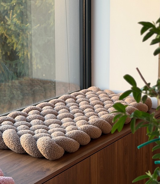 pokój dziecka - różne Pleciona mata podłogowa - boucle brązowa