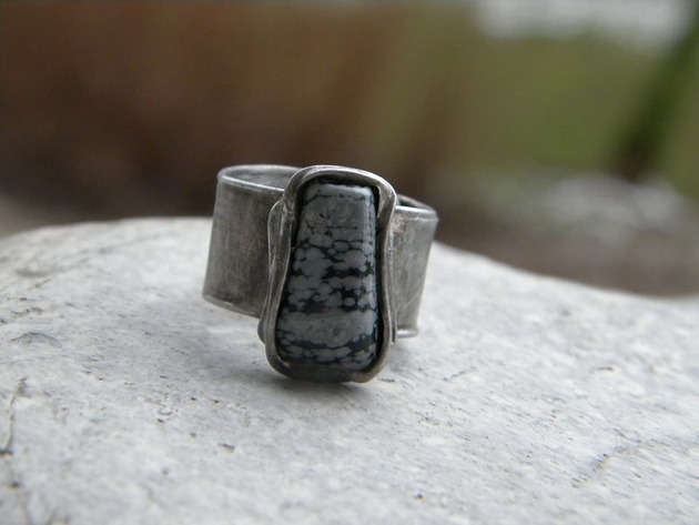 pierścionki - różne Roman Ancient Ring ;) obsydian śnieżny