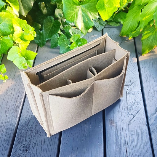 torebki różne Organizer z kieszonkami do torebki - beżowy - z przedziałem po środku