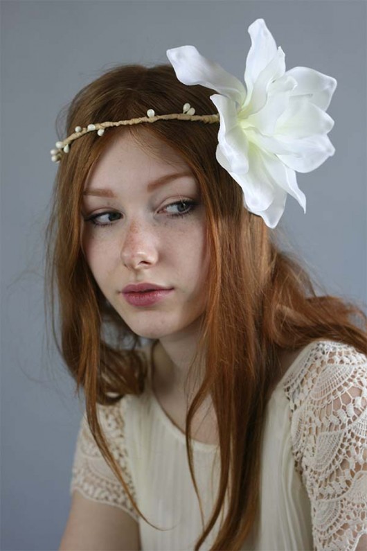 Kwiatowy wianek na głowę / magnolia Lola White