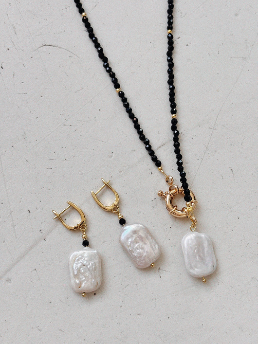 kolczyki pozłacane Kolczyki pozłacane Onyks z perłą