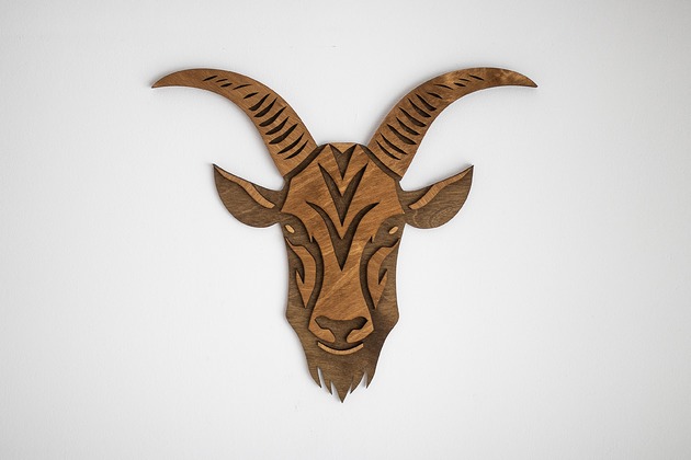 Ozdoby na ścianę Goat- Koza drewniana, Boho nowoczesna dekoracja ścienna 3d