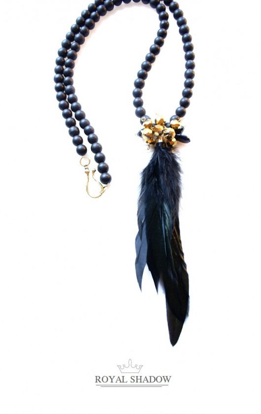 Royal shadow 'fly' Republika jewelry