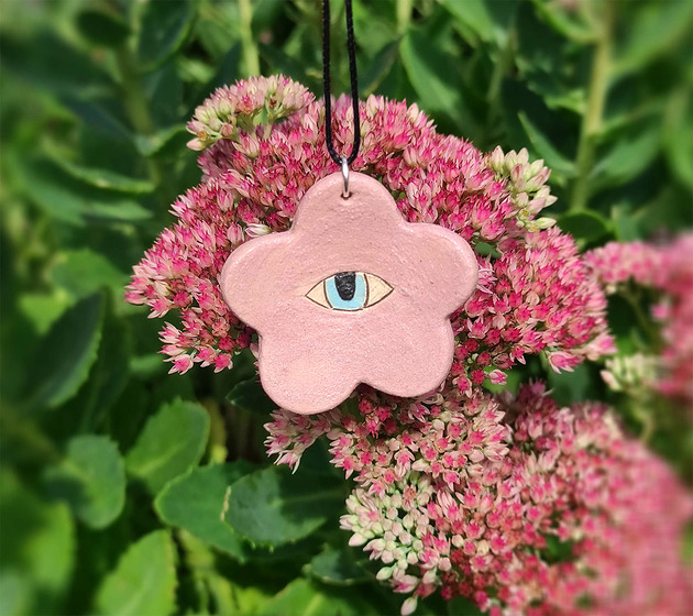 wisiory Ceramiczny naszyjnik Floral Guardian III