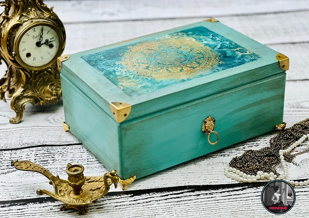 pojemniki na biżuterię Kufer boho na biżuterię, mandala, prezent, złote dodatki