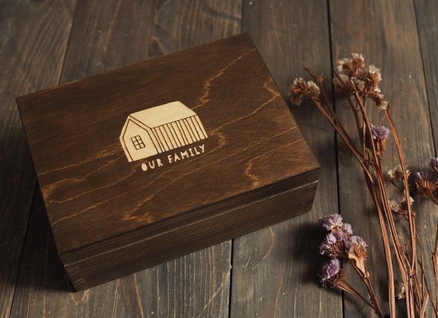 skrzynki, kufry i pudła Pudełko personalizowane na zdjęcia ślubne 10x15cm + grawer