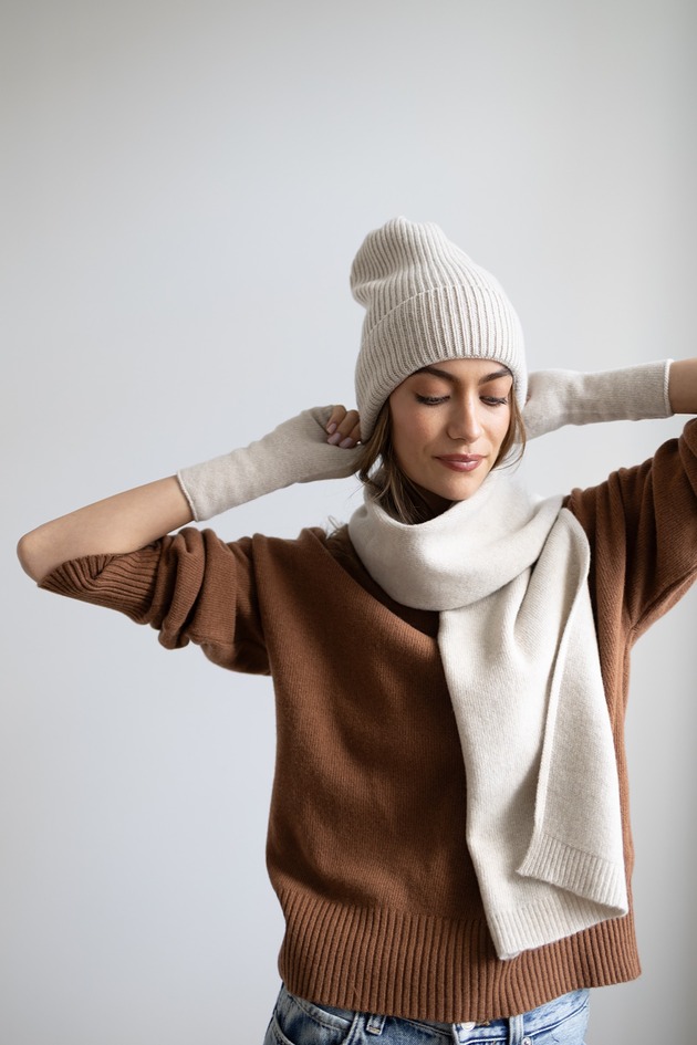 szale damskie Szalik Merino & cashmere jasny chłodny beż
