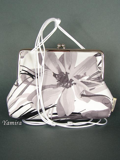 torebka :: grey and flowers :: yamira