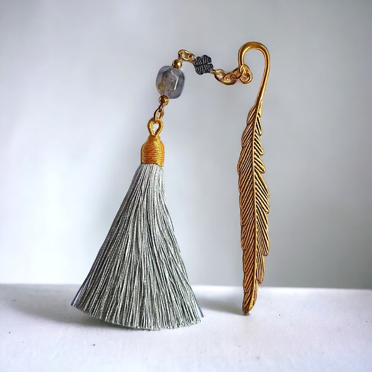 zakładki do książek Zakładka PREMIUM : z koniczynką : szarość i złoto