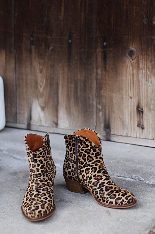 czółenka damskie BOTKI Z ZAMKIEM panterka