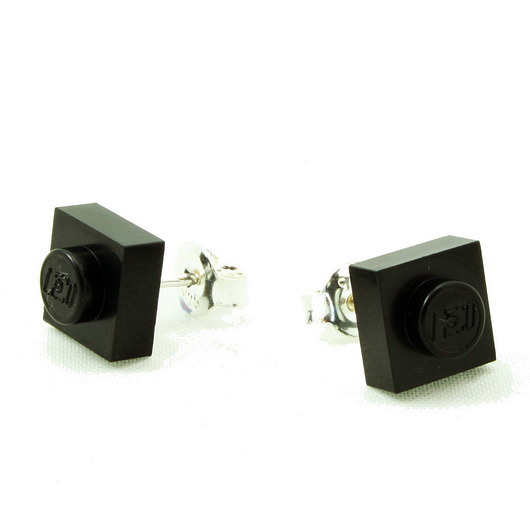 kolczyki - inne Malutkie czarne wkrętki