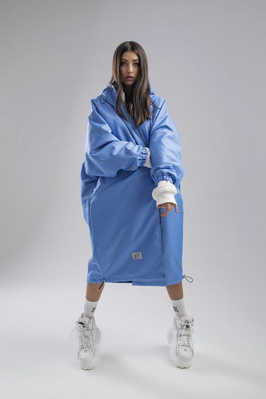 płaszcze damskie Ocieplany Płaszcz longline hoodie oversize baby blue