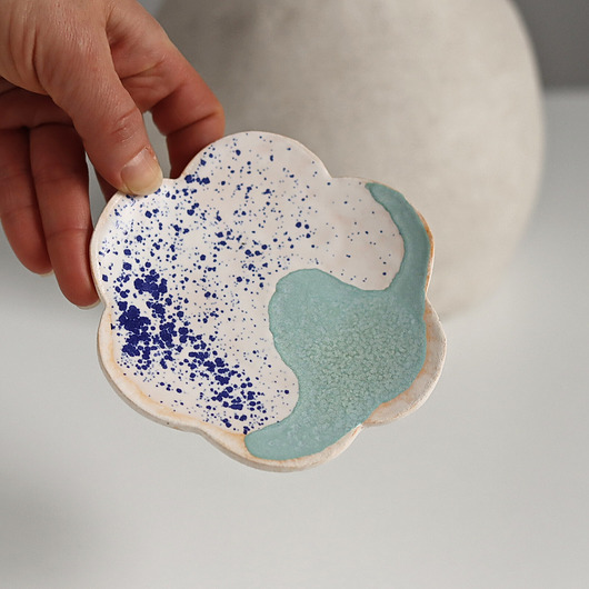 pojemniki na biżuterię Talerzyk na biżuterię na stopce