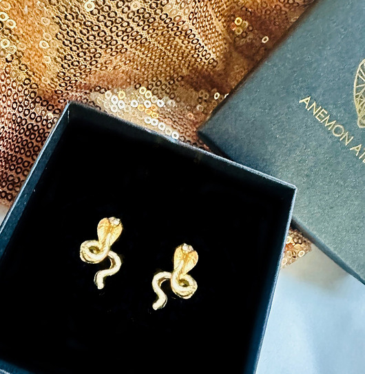 kolczyki pozłacane Srebrne pozłacane kolczyki węże,  sztyfty z wężami, kobra